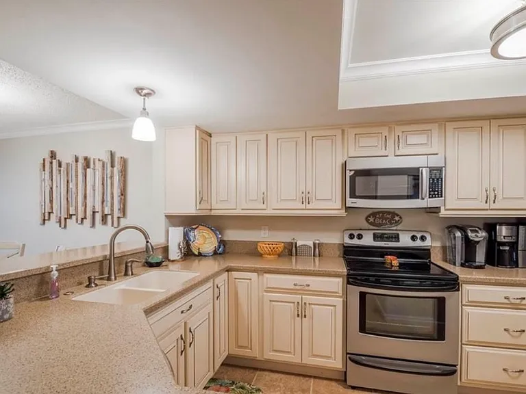 9600 S Ocean Dr #104 — Photo 13