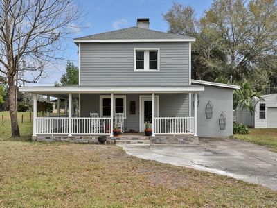 302 S Palm Ave, Howey In The Hills, FL, 34737