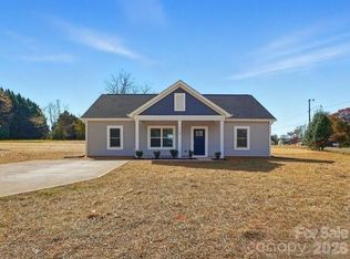 7588 Sarah Dr, Denver, NC 28037