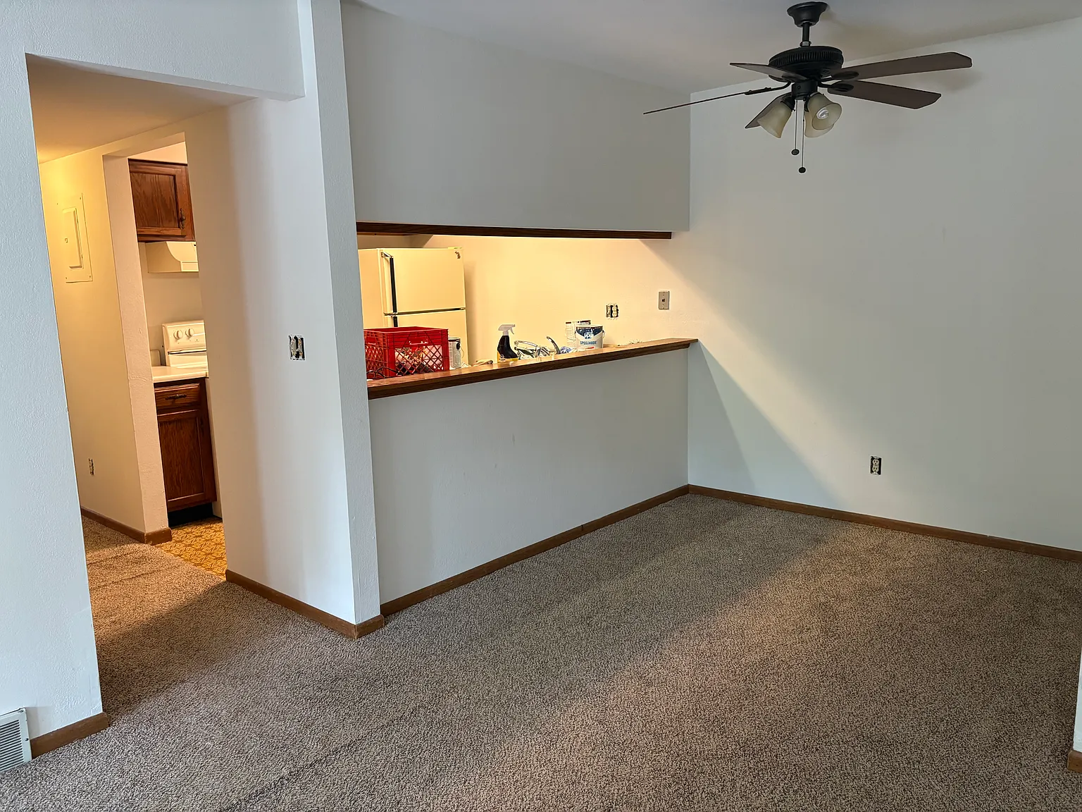 2 bed, 900 sqft, $800 — Photo 3