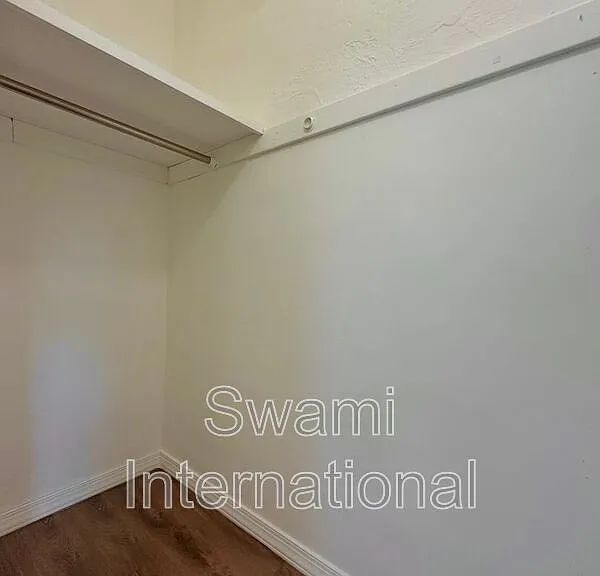 2066 Chestnut Ave — Photo 48