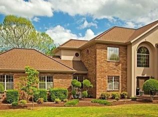 1782 N Buckley Dr, Fayetteville, AR 72701