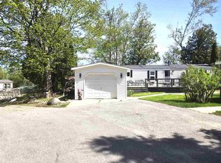 7400-35 Lakeview St, Charlevoix, MI 49720