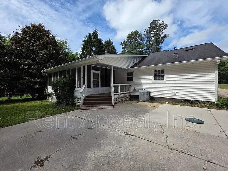 102 Park Place Dr — Photo 14