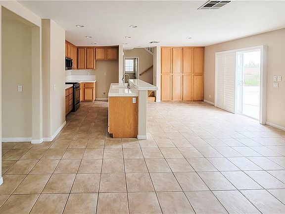 5th image of 16273 Avalon Ct