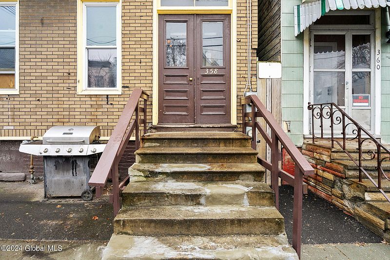 3rd image of 358 2nd Street