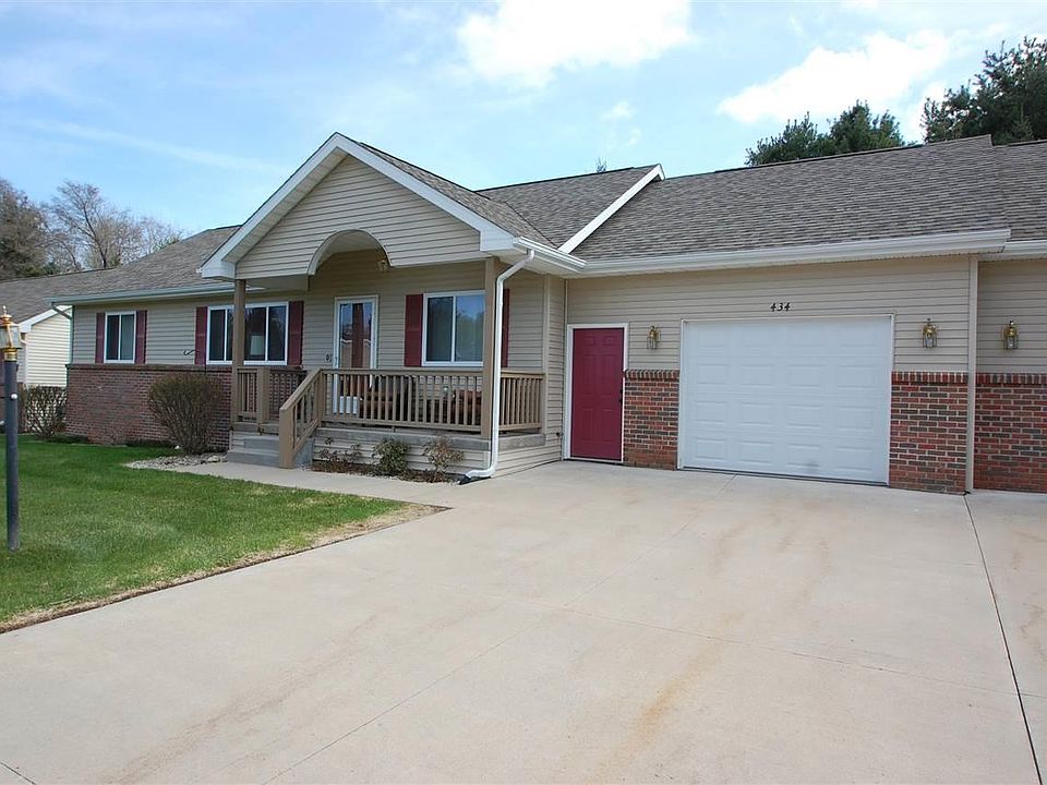 1st image of 434 W River Park Dr