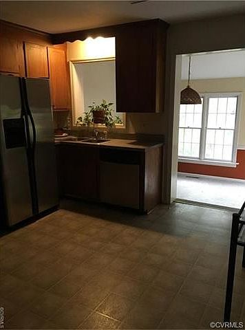 1st image of 211 Sheffey Ln