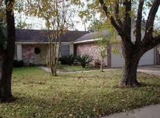 12331 Fairpoint Dr, Houston, TX 77099