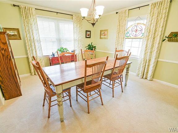 5th image of 70 Arcadia Dr
