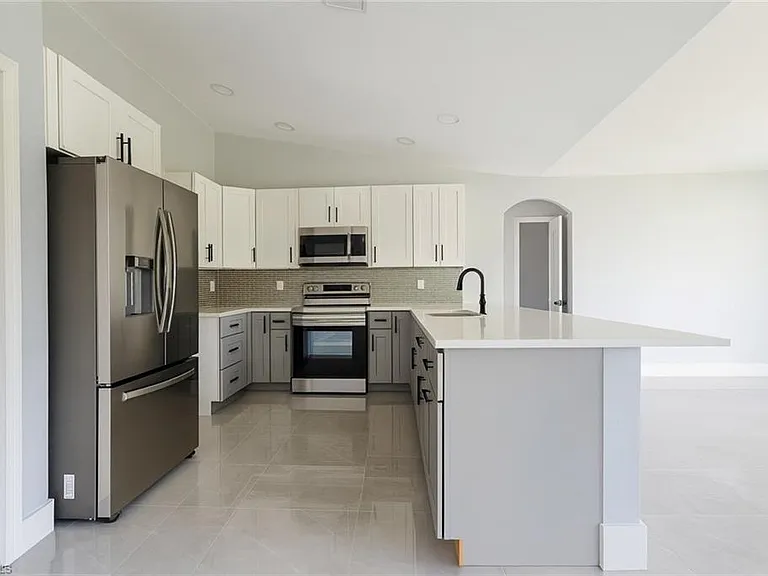 116 Ridgemont Dr — Photo 12