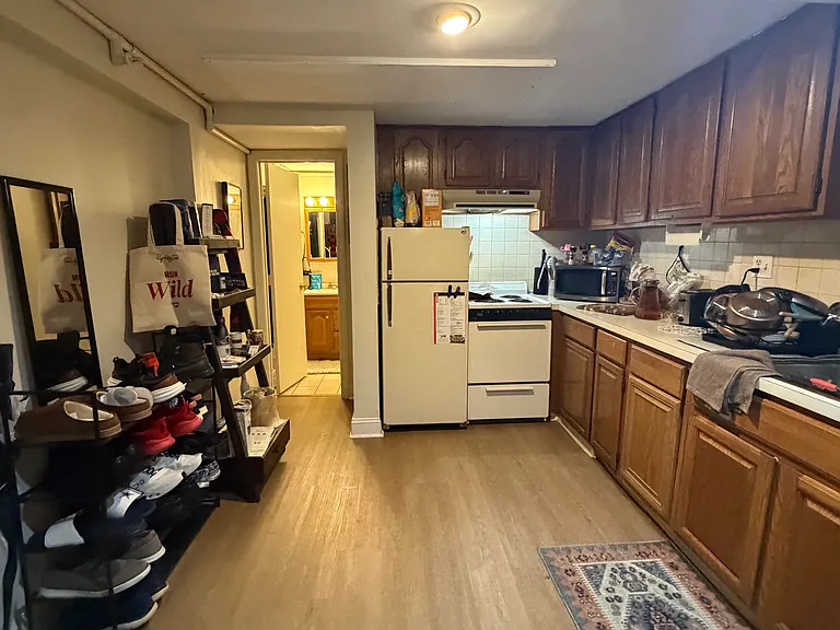 35 N Margin St #B — Photo 4