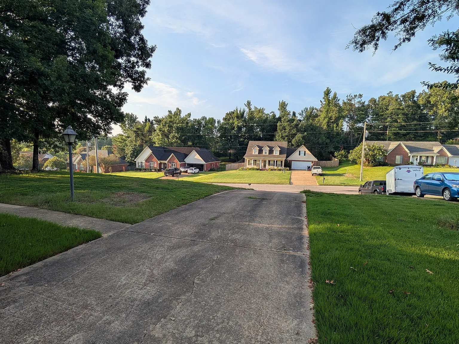 3 bed, 1800 sqft, $2,400 — Photo 2