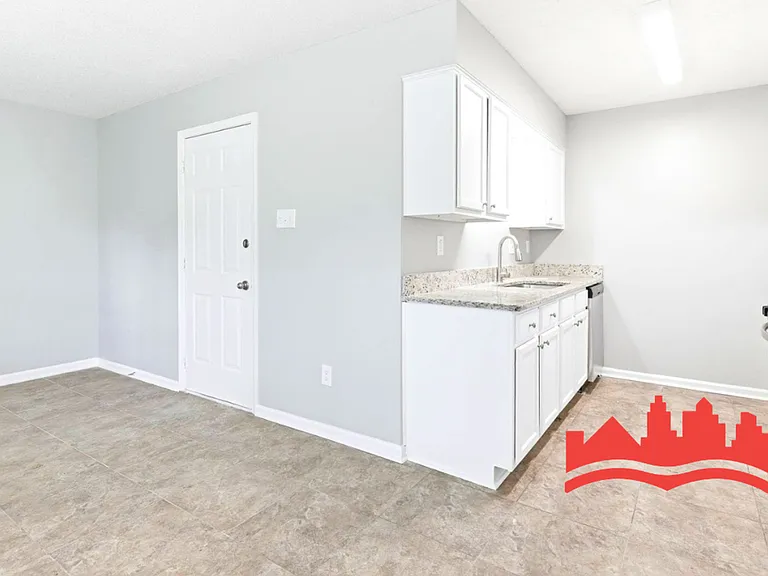 3989 Battlefield Dr — Photo 13