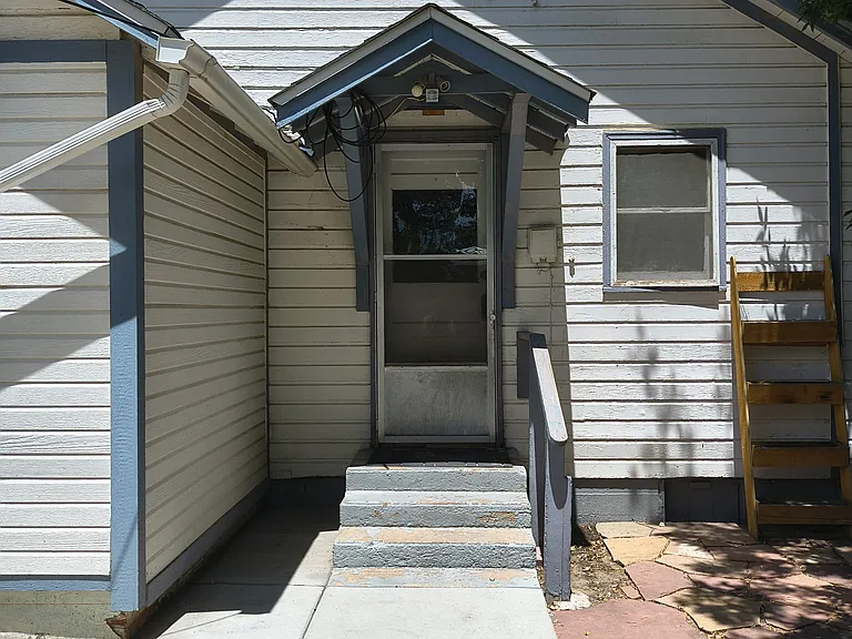 6 S Rutherford Ave — Photo 17