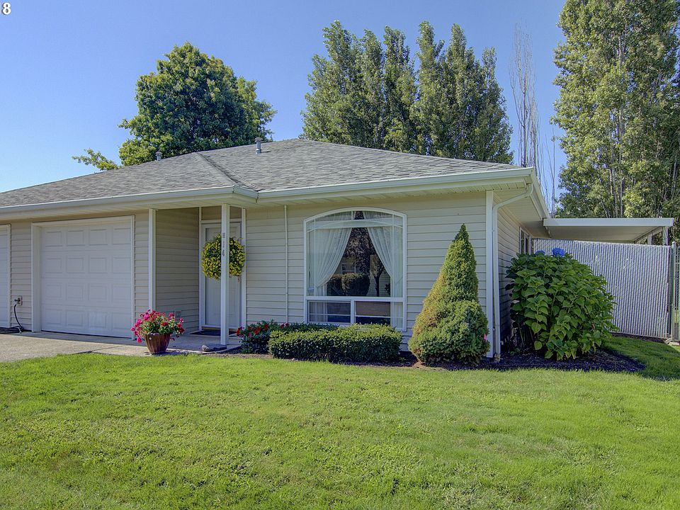 1st image of 2610 SE 164th Ave