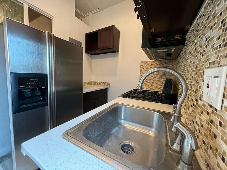 511 S Del Mar Ave #C — Photo 6