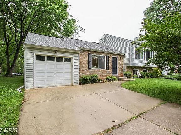 2nd image of 12 Glazebrook Ct