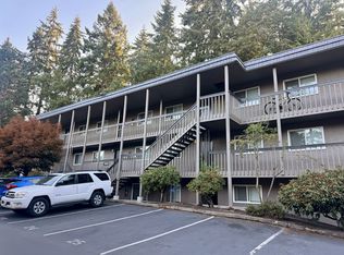 Edmonds Crest Apartments, Edmonds, WA 98026