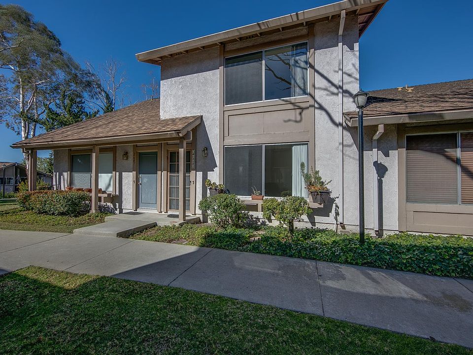1st image of 2645 La Paloma Cir
