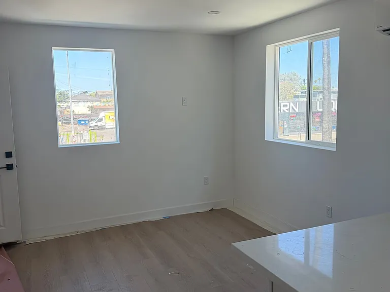 8110 Avalon Blvd — Photo 3