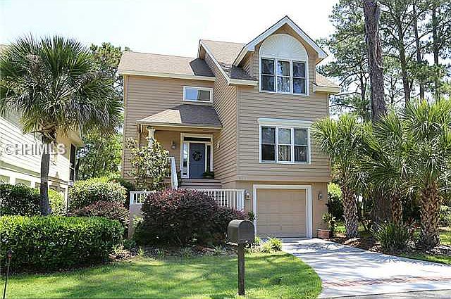 1st image of 57 Royal Pointe Dr