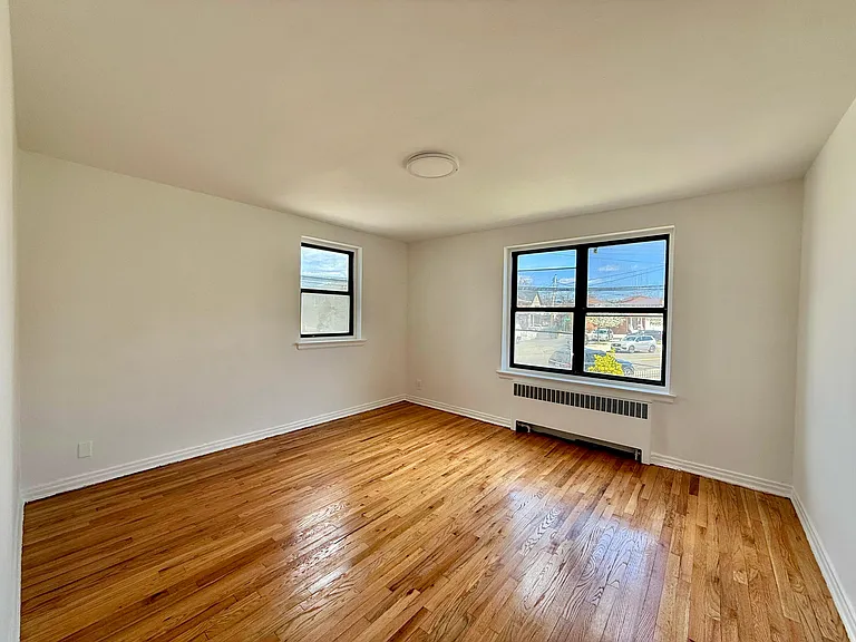 202-02 Rocky Hill Rd #2K1 — Photo 3