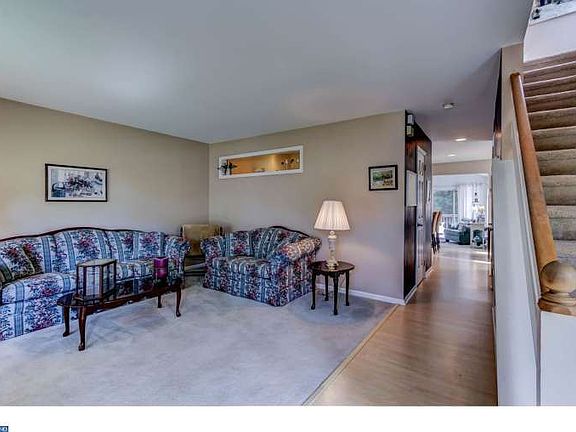 5th image of 118 Concord Ct