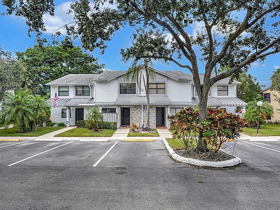 3rd image of 4421 Carambola Circle S #2626