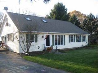 240 McDonald Rd, Colchester, CT 06415