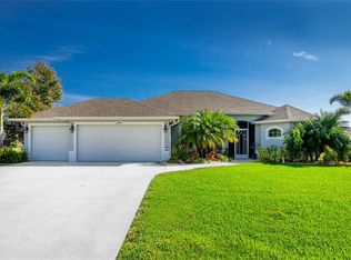 245 Mariner Ln, Rotonda West, FL 33947