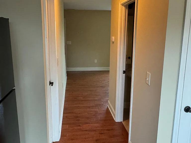 610 Grays Pointe Ct — Photo 10