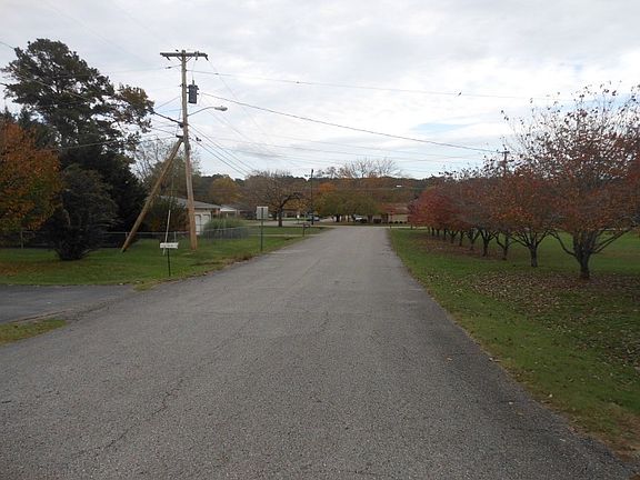 4th image of 1632 Mary Dupre Dr