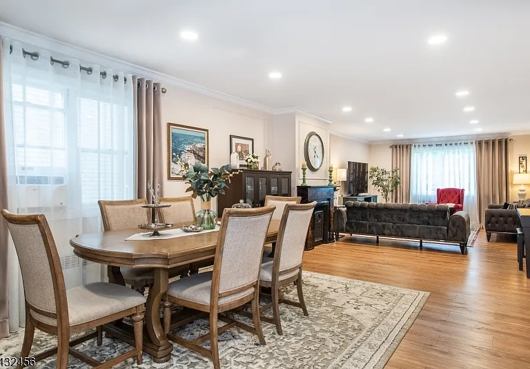 57 Marsellus Pl #2 — Photo 10