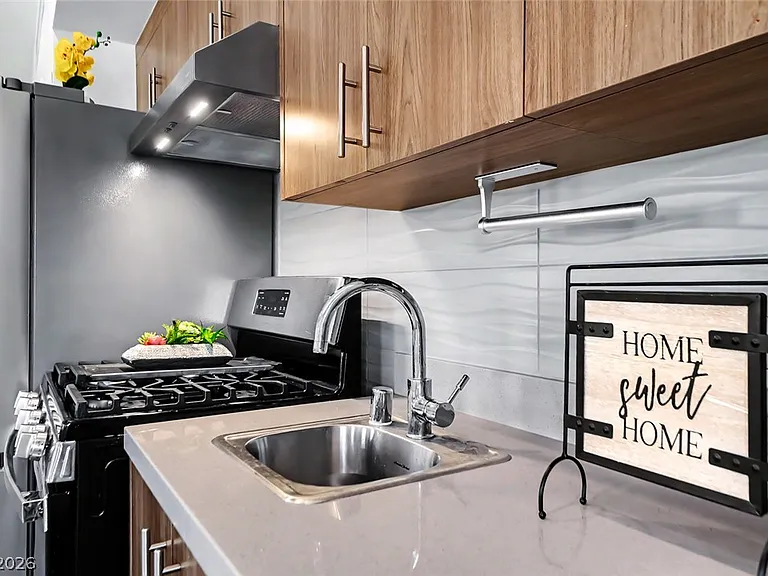 322 S Water St #202 — Photo 22