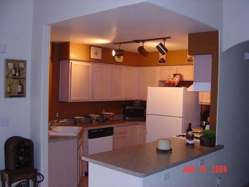 2nd image of 2398 W Silver Arrow Dr