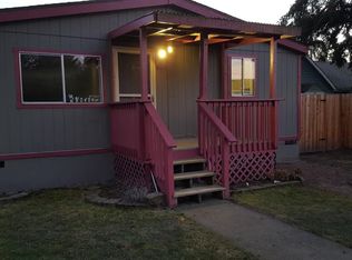 820 5th St SE, Enumclaw, WA 98002