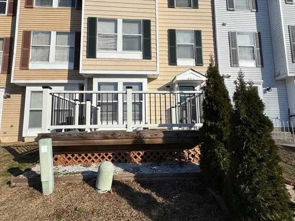 2711 Greenwood Dr, Lindenwold, NJ 08021