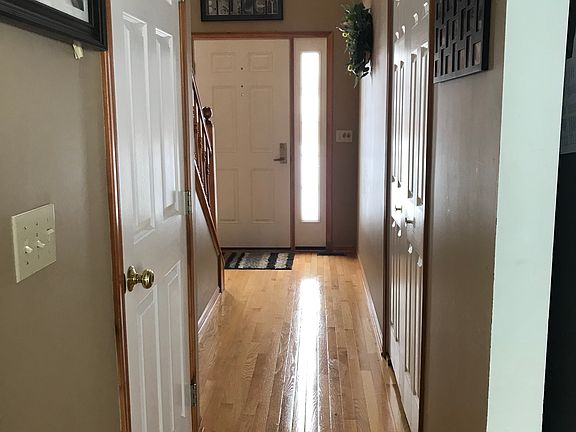 3rd image of 3374 Jerrold Blvd