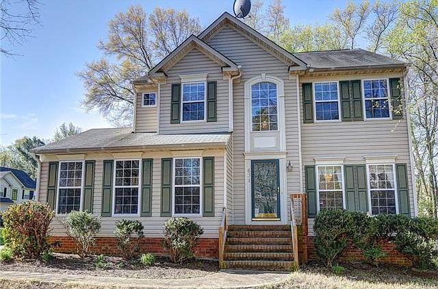1st image of 631 Telegraph Woods Ln