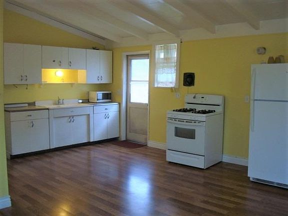 5th image of 2703 E Lansing Way