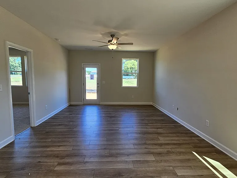 108 Fairwinds Dr — Photo 3