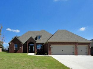 5803 S 66th St, Cave Springs, AR 72718