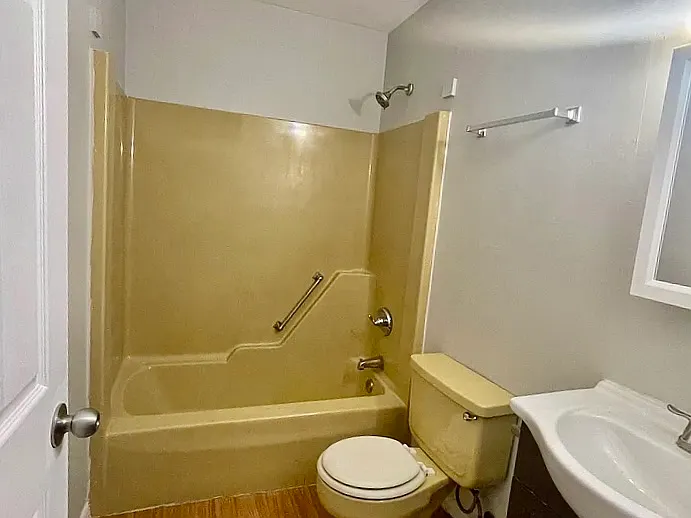 5372 Plaza Ave — Photo 5
