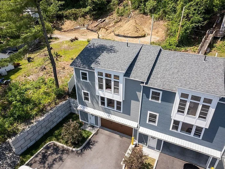 259 Lake Ave N #A — Photo 3