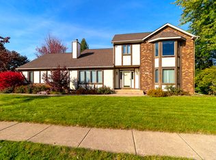 7211 37th Ave, Moline, IL 61265