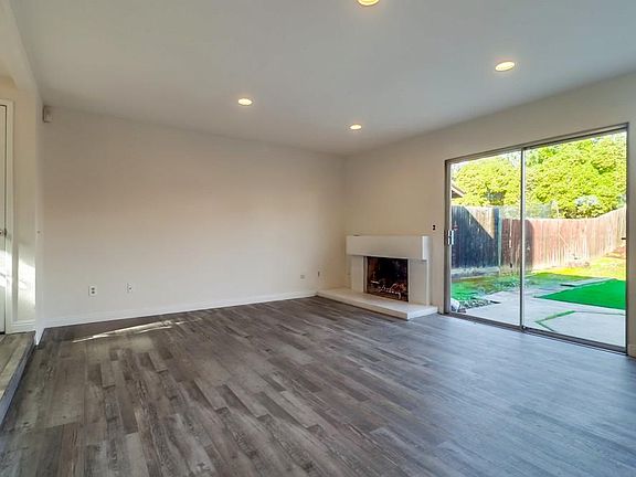 5th image of 4956 Perkon Pl