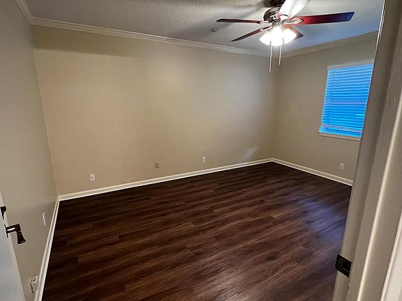 3rd image of 2221 Wentwood Valley Dr APT 3