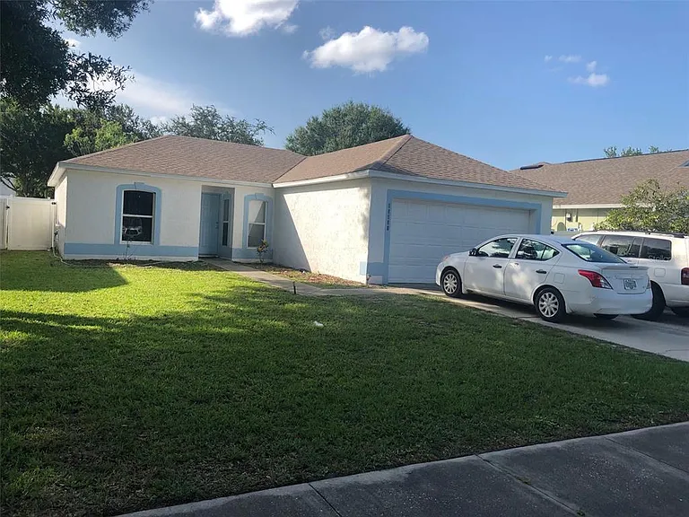14413 Lake Price Dr — Photo 1