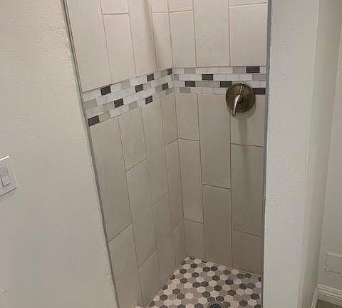 4th image of 5075 W Washington Blvd Unit 1